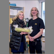 Die Bürgermeisterin von Arnstein dankt für die Gewaltpräventionsschulung an der Grundschule 2018